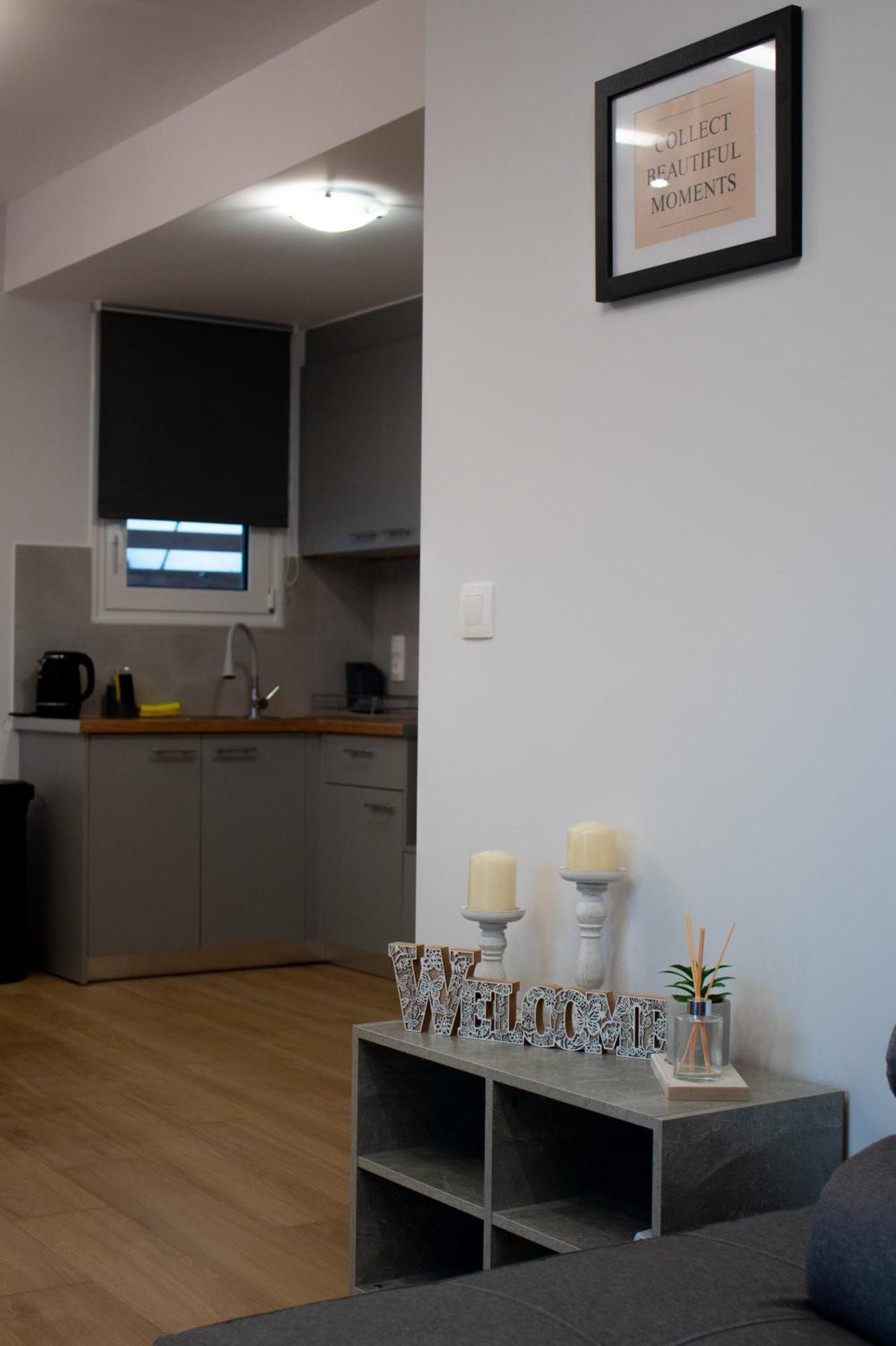 Giakost Apartments V Near Airport Artemida  Buitenkant foto